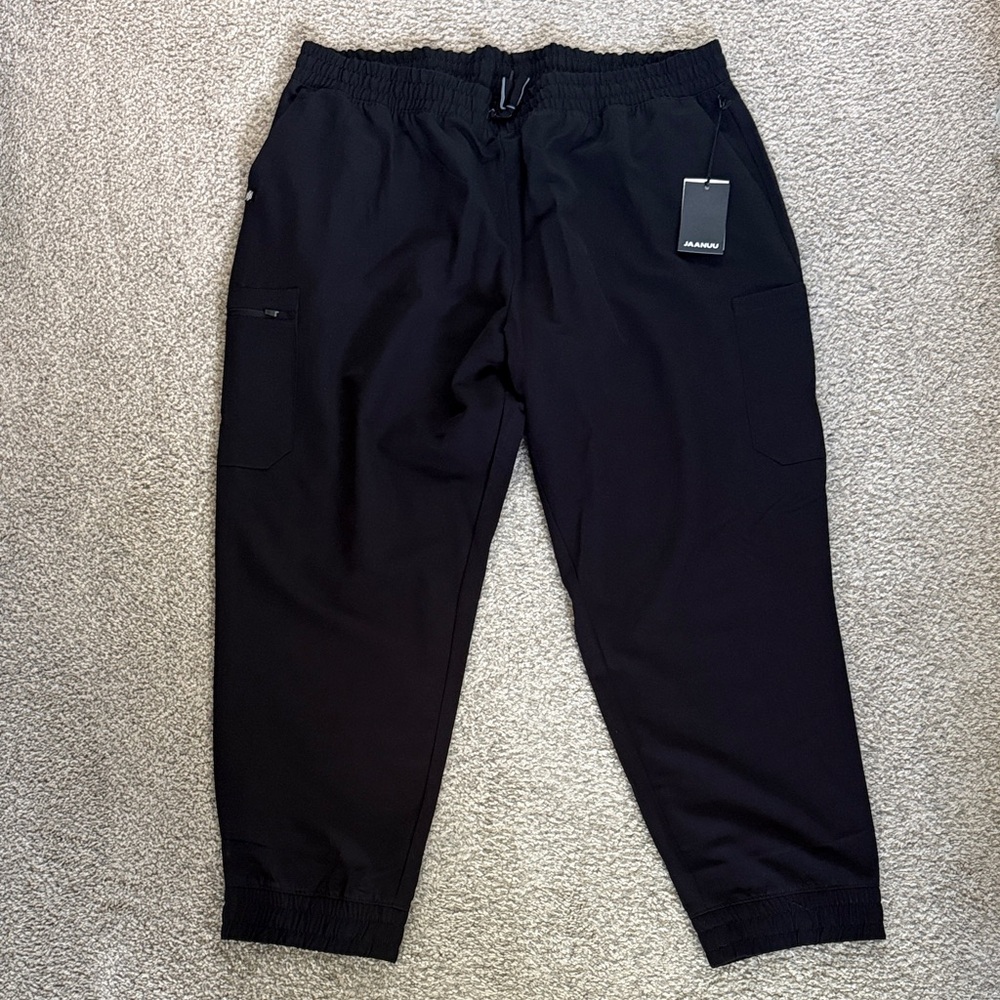 Jaanuu Women’s Neo Everyday Cargo Scrub Jogger